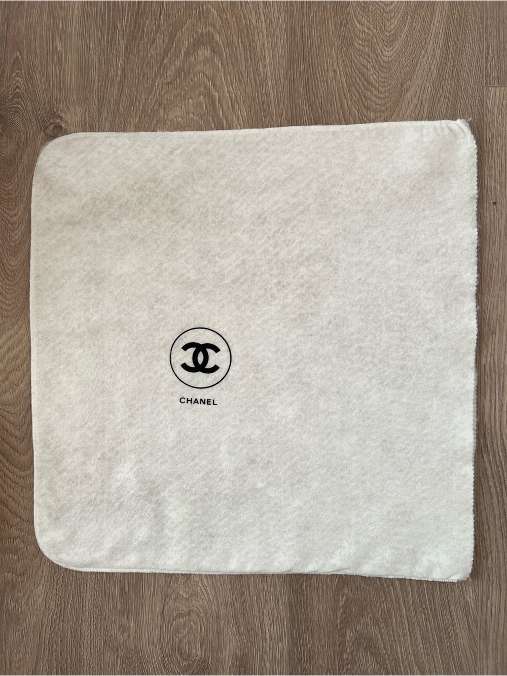 Chanel dust bag (C918)